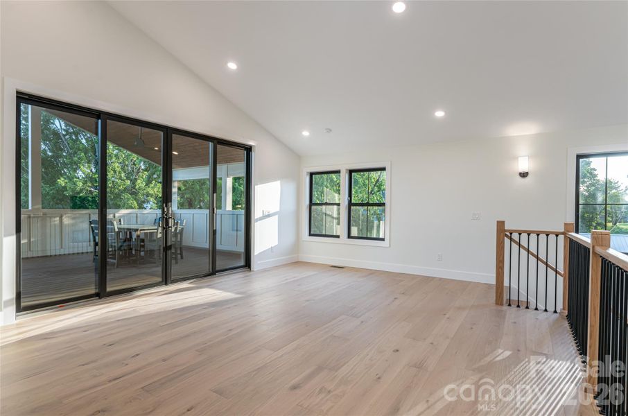 Spacious, unfurnished interior of a new home in , Asheville (Image 25). Spacious, unfurnished interior of a new home in , Asheville (Image 25).