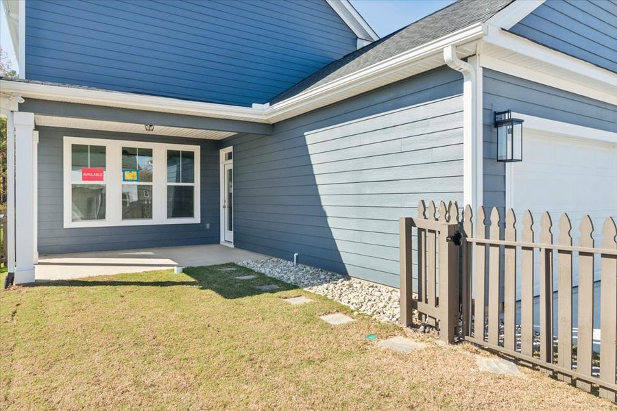 Exterior details and patio area of a home in Tillery Park, Grovetown (Image 3).
