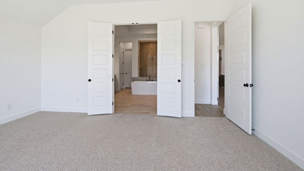 Spacious, unfurnished interior of a new home in Sweetgrass, Haslet (Image 21). Spacious, unfurnished interior of a new home in Sweetgrass, Haslet (Image 21).