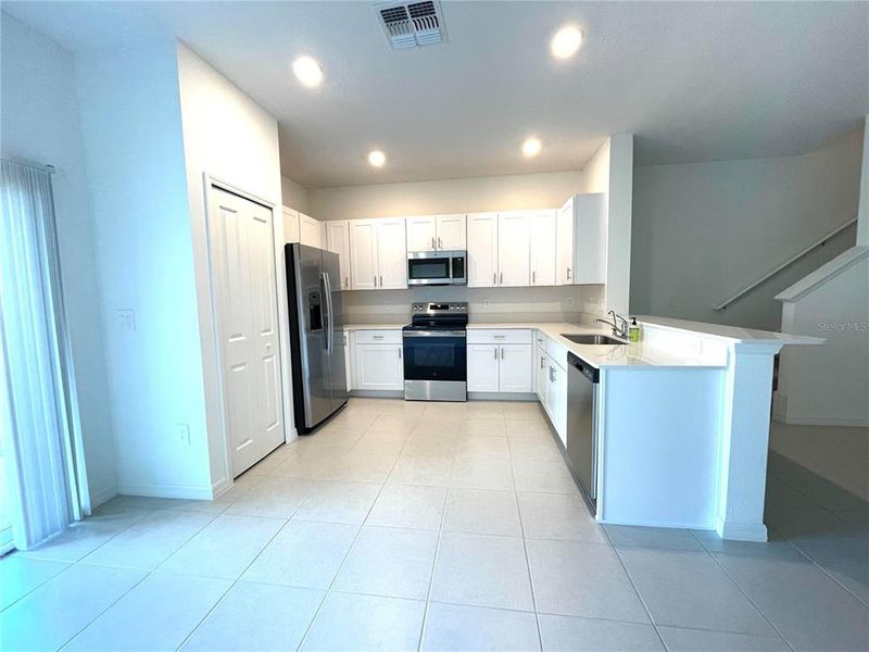 Furnished interior view inside a new home in , Zephyrhills (Image 4).
