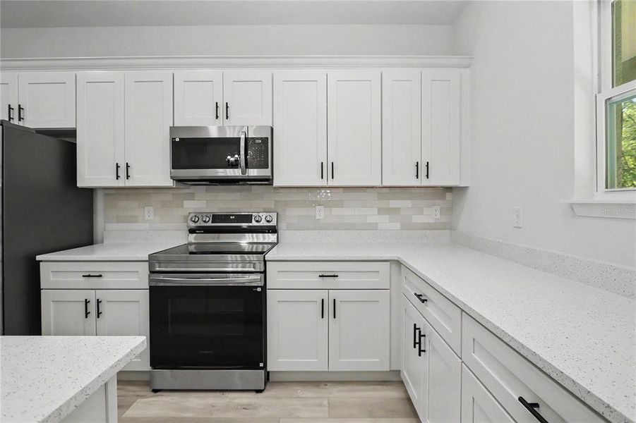 Furnished interior view inside a new home in , Citrus Springs (Image 8).