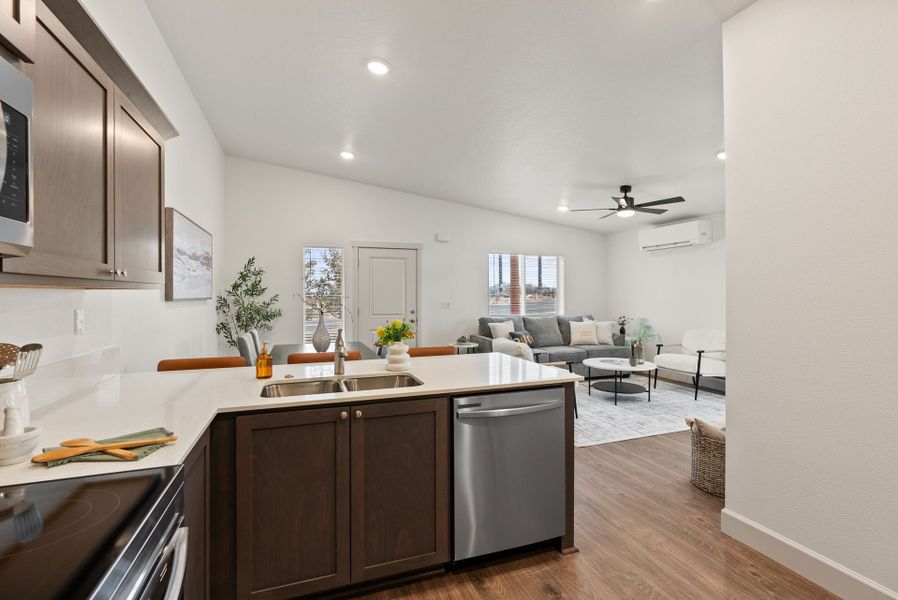 Representative furnished interior of a home built from the Astoria by MonteVista Homes in Feather Ridge, Redmond (Image 18). Representative furnished interior of a home built from the Astoria by MonteVista Homes in Feather Ridge, Redmond (Image 18).