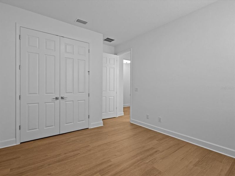 Spacious, unfurnished interior of a new home in , Orlando (Image 20).