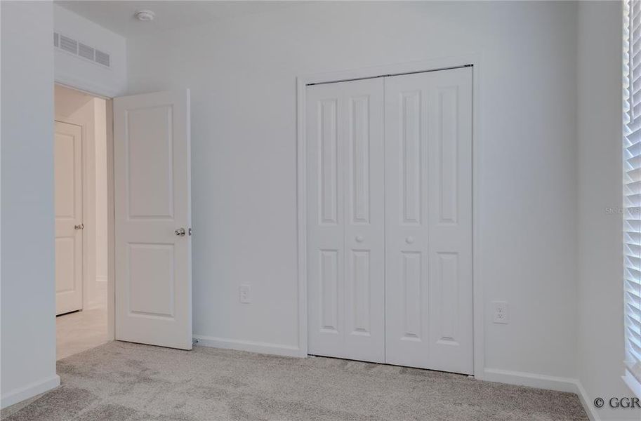 Spacious, unfurnished interior of a new home in Knightsbridge, Kissimmee (Image 25). Spacious, unfurnished interior of a new home in Knightsbridge, Kissimmee (Image 25).