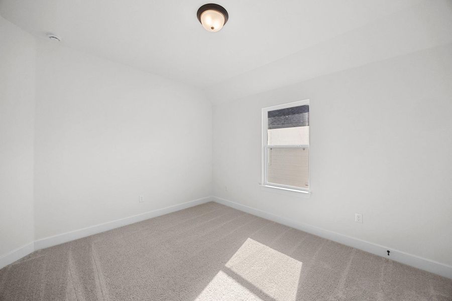 Spacious, unfurnished interior of a new home in Nolina, Georgetown (Image 14).