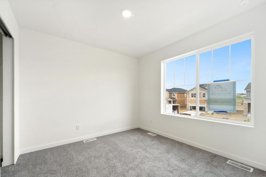 Spacious, unfurnished interior of a new home in Granary, Johnstown (Image 23).