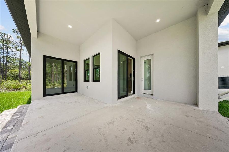 Exterior details and patio area of a home in , Port Charlotte (Image 36). Exterior details and patio area of a home in , Port Charlotte (Image 36).