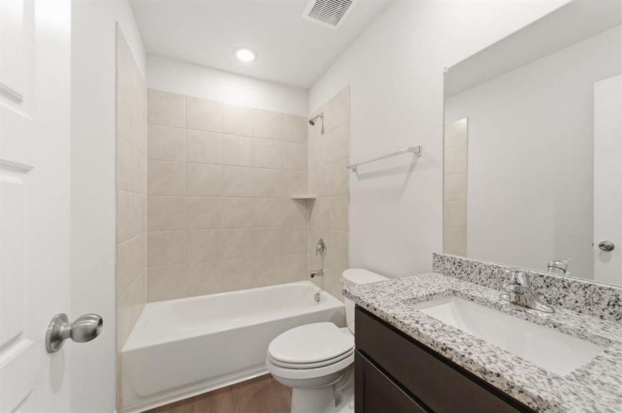 Furnished interior view inside a new home in Retreat at Fossil Creek, Fort Worth (Image 18).