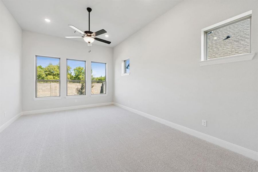 Spacious, unfurnished interior of a new home in South Pointe Cottage Series, Mansfield (Image 30). Spacious, unfurnished interior of a new home in South Pointe Cottage Series, Mansfield (Image 30).