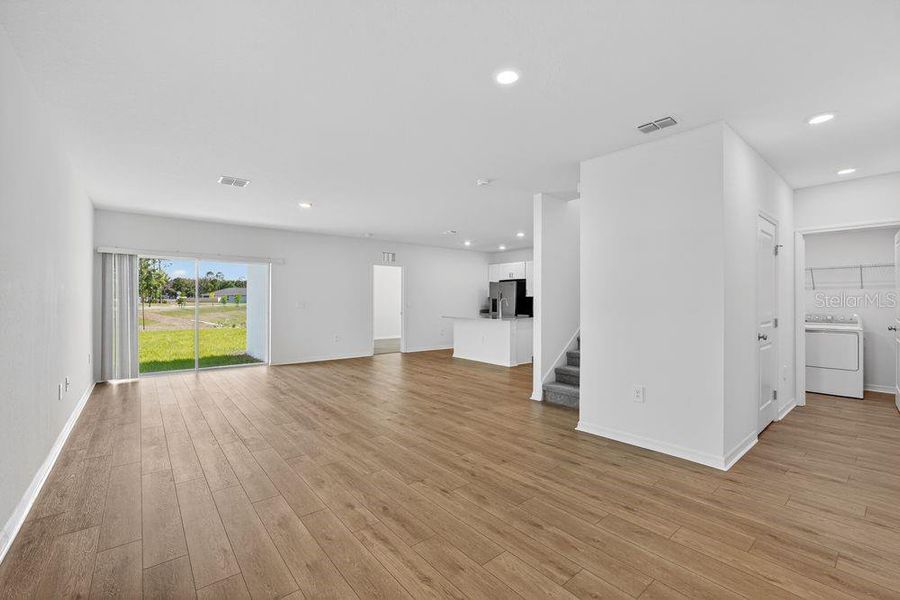 Spacious, unfurnished interior of a new home in Palm Wind, Hudson (Image 29).