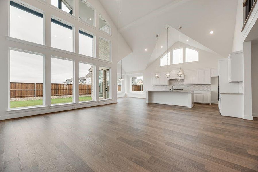 Spacious, unfurnished interior of a new home in Grand Estates of Anna, Anna (Image 17).
