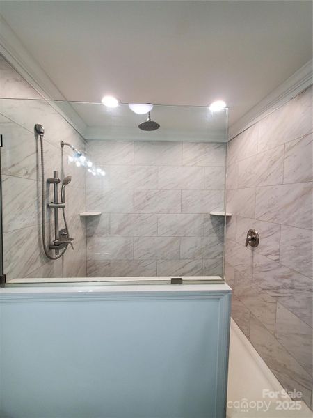 Furnished interior view inside a new home in , Olin (Image 8).