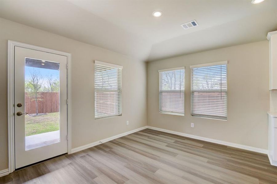 Spacious, unfurnished interior of a new home in Stratton Place, Greenville (Image 21).