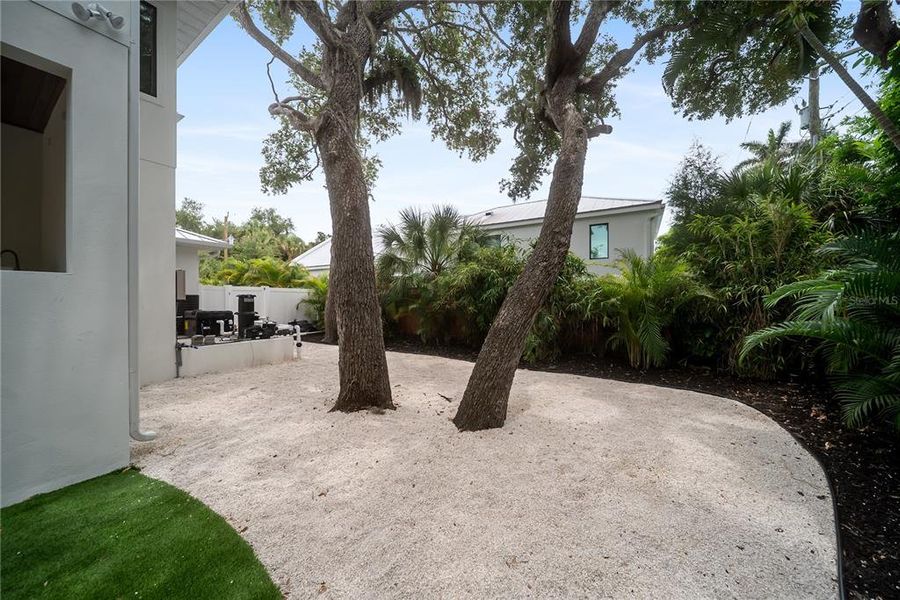 Exterior details and patio area of a home in , Sarasota (Image 31).