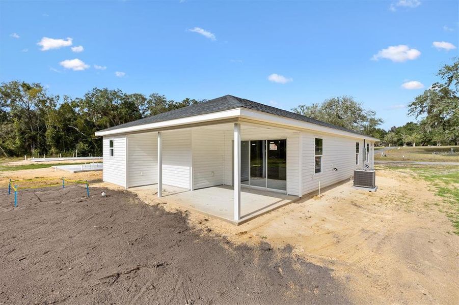 Exterior details and patio area of a home in , Bushnell (Image 4).