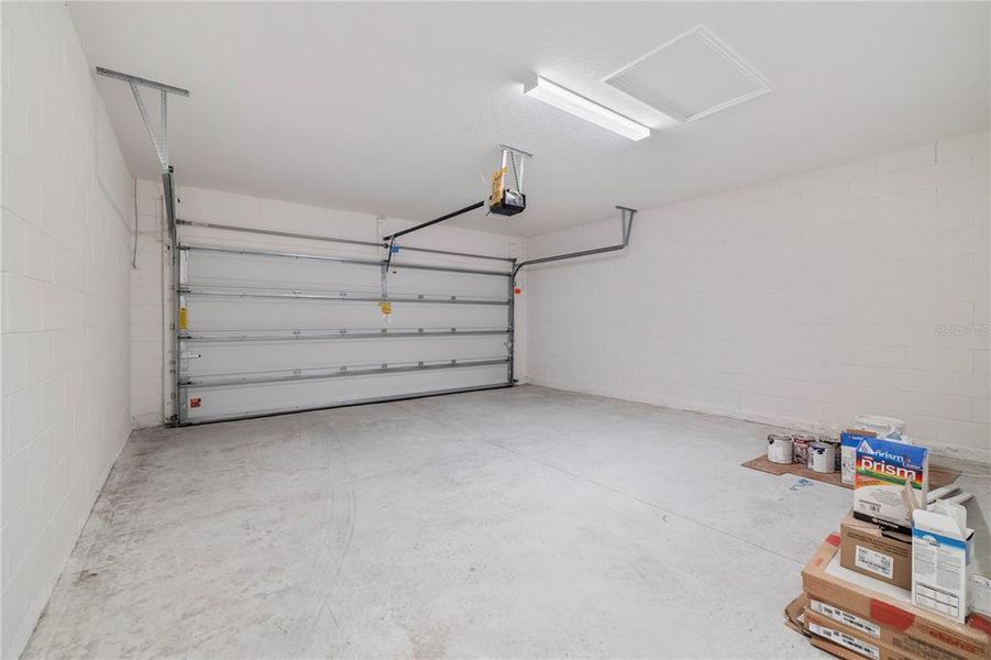 Spacious, unfurnished interior of a new home in Preservation Pointe, Davenport (Image 6).