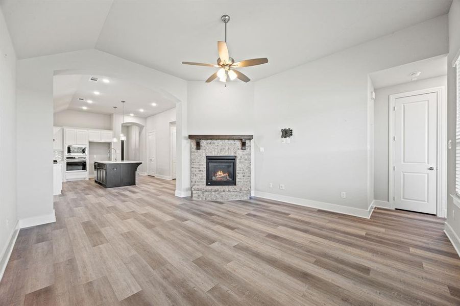 LIVING ROOM LIVING ROOM