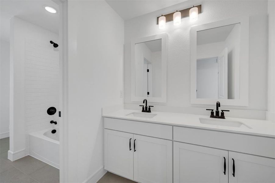 Furnished interior view inside a new home in Timberbrook, Justin (Image 19). Furnished interior view inside a new home in Timberbrook, Justin (Image 19).