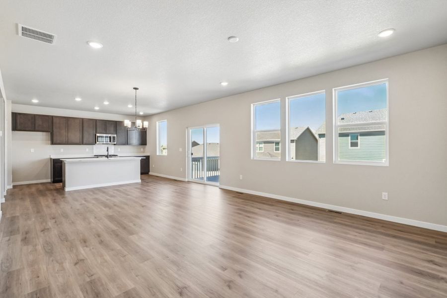 Spacious, unfurnished interior of a new home in Aspen Ranch, Fountain (Image 28).