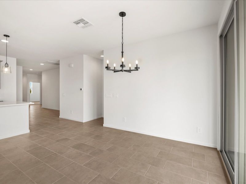 Spacious, unfurnished interior of a new home in Alamar at Rocking K, Vail (Image 9).
