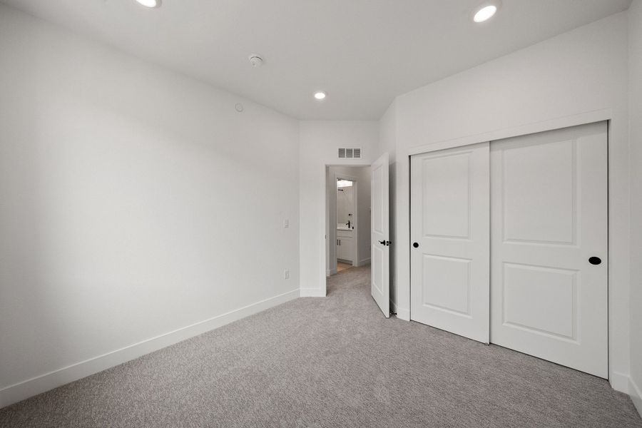 Spacious, unfurnished interior of a new home in Berkeley Villas, Denver (Image 36). Spacious, unfurnished interior of a new home in Berkeley Villas, Denver (Image 36).