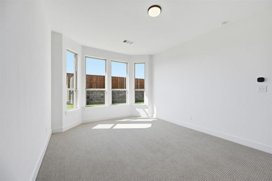 Spacious, unfurnished interior of a new home in Wildridge, Oak Point (Image 19). Spacious, unfurnished interior of a new home in Wildridge, Oak Point (Image 19).