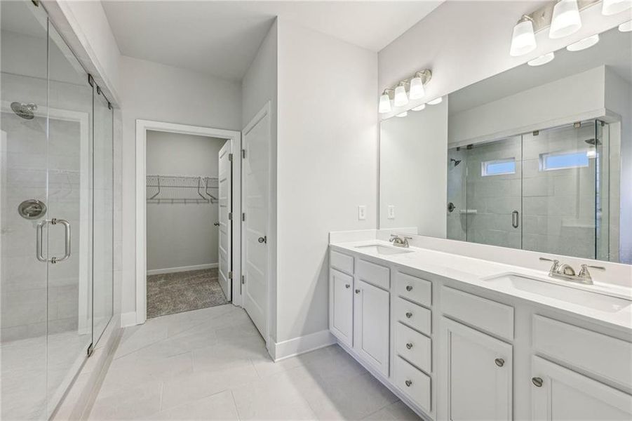 Furnished interior view inside a new home in Ponderosa Farms Estates, Gainesville (Image 15).