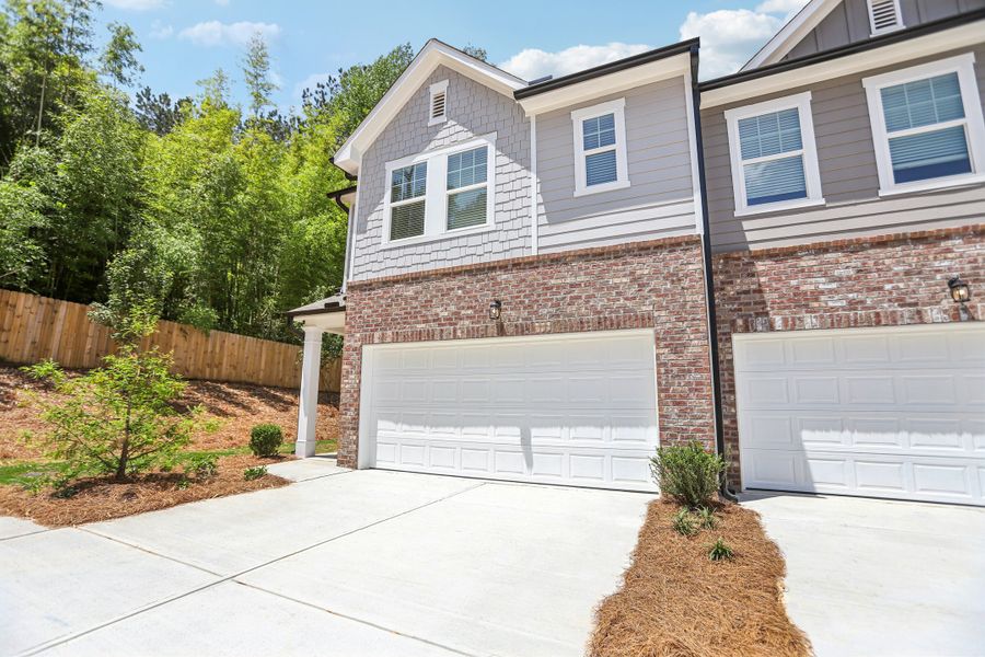 Representative exterior details of a home built from the Triton by Starlight Homes in Chestnut Grove, Douglasville (Image 2).