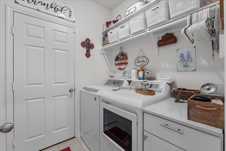 Furnished interior view inside a new home in , Alvin (Image 4). Furnished interior view inside a new home in , Alvin (Image 4).