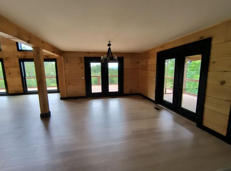 Spacious, unfurnished interior of a new home in , Mineral Bluff (Image 15).