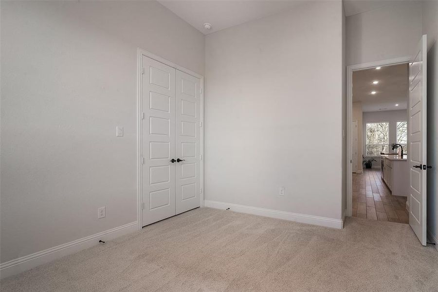 Spacious, unfurnished interior of a new home in , Van Alstyne (Image 21).
