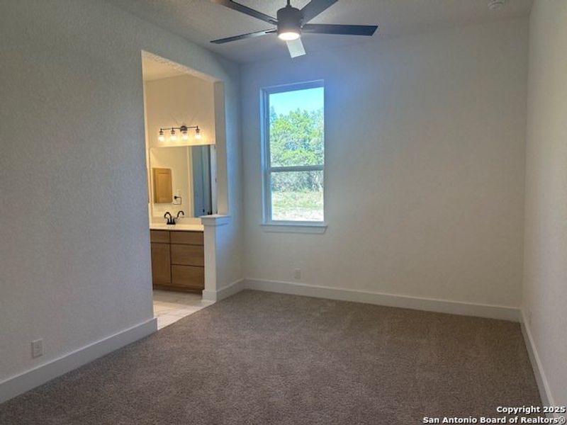 Spacious, unfurnished interior of a new home in Heimer Estates at Garden Ridge, San Antonio (Image 21).