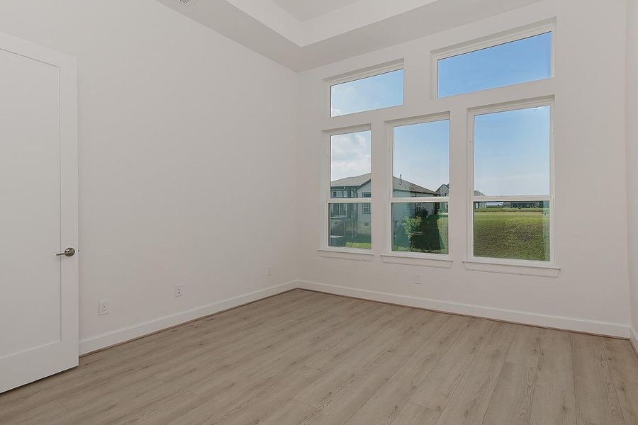 Spacious, unfurnished interior of a new home in Lake Breeze, Willis (Image 16). Spacious, unfurnished interior of a new home in Lake Breeze, Willis (Image 16).