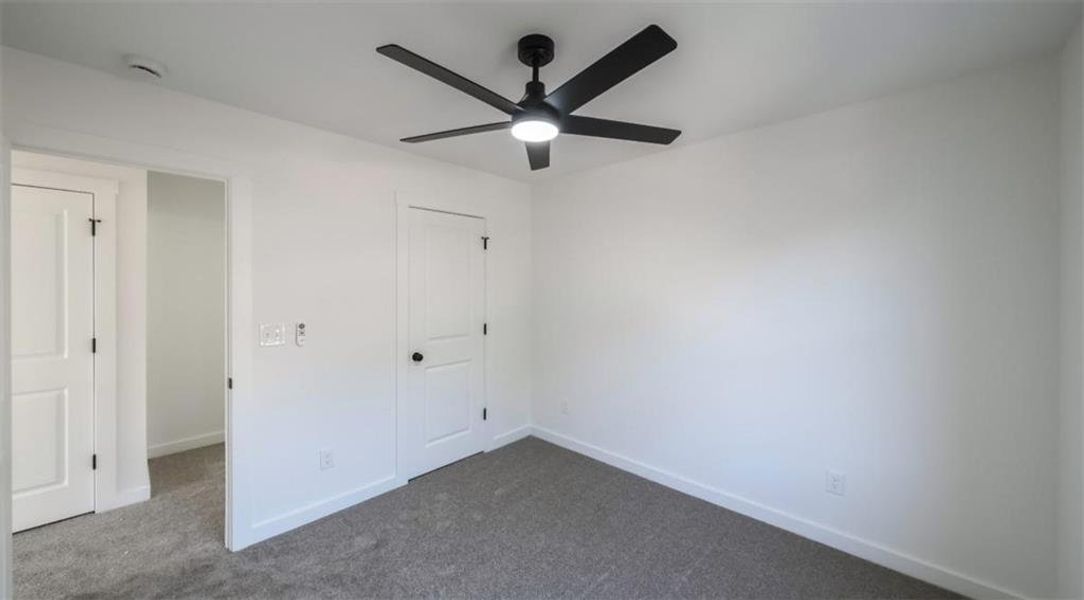 Spacious, unfurnished interior of a new home in , Lindale (Image 25).