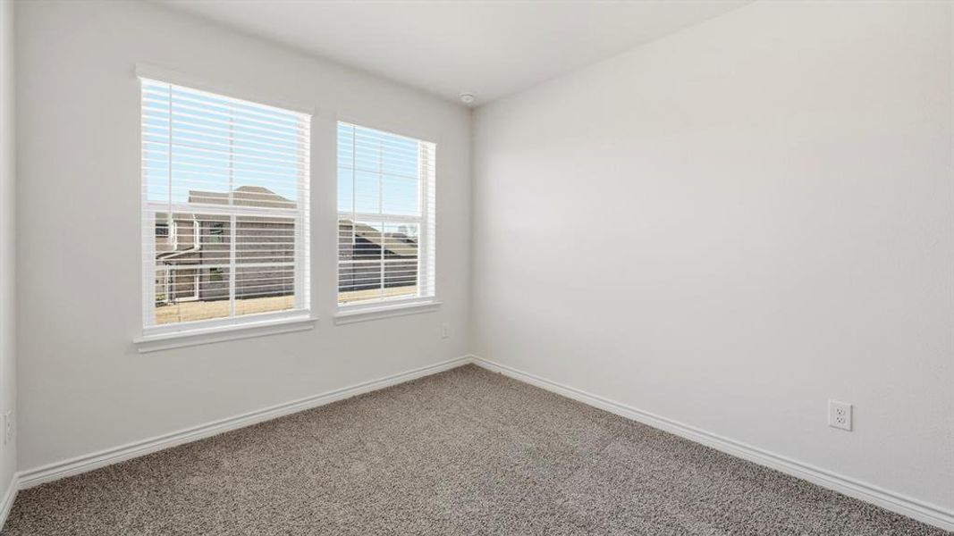 Spacious, unfurnished interior of a new home in Silverado, Aubrey (Image 17).