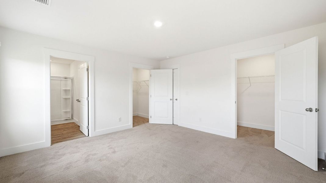 Spacious, unfurnished interior of a new home in Fieldcrest Acres, Blountville (Image 30). Spacious, unfurnished interior of a new home in Fieldcrest Acres, Blountville (Image 30).