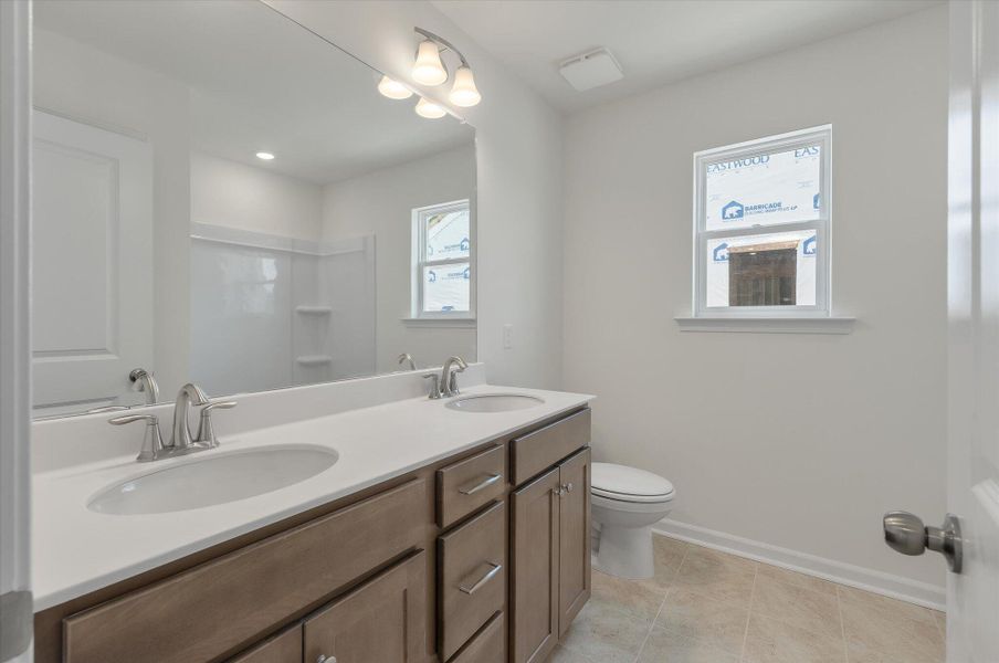 Furnished interior view inside a new home in Oakley Pointe, Moncks Corner (Image 8).