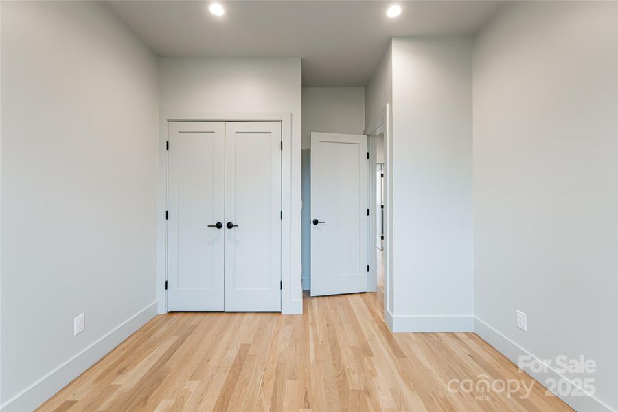 Photo of Similar Construction Photo of Similar Construction