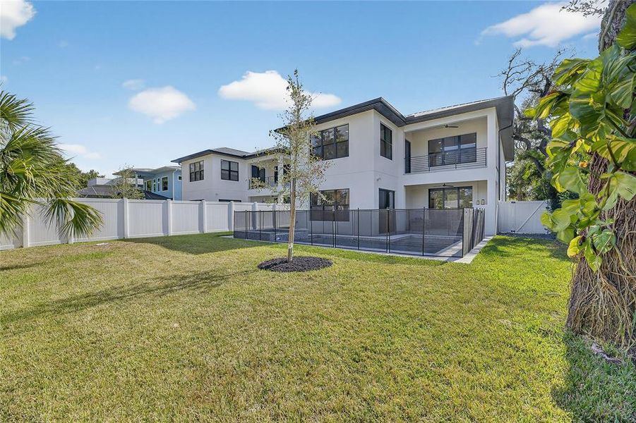 Exterior details and patio area of a home in , Sarasota (Image 35).