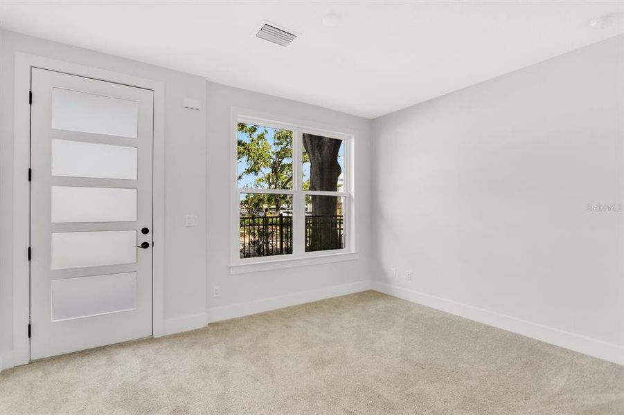 Spacious, unfurnished interior of a new home in , St. Petersburg (Image 20). Spacious, unfurnished interior of a new home in , St. Petersburg (Image 20).