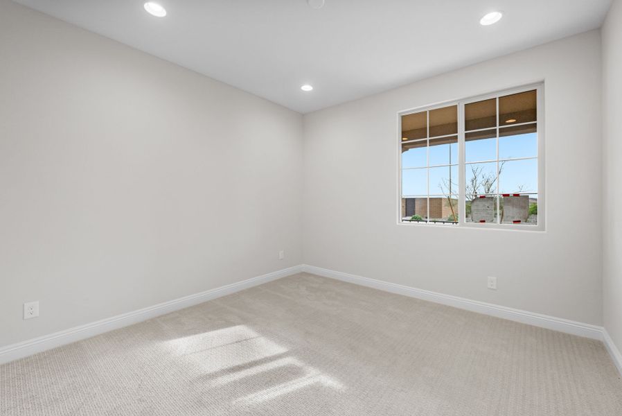 Spacious, unfurnished interior of a new home in Foothills at Northpointe, Peoria (Image 26).