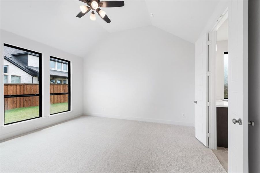 Image 24 of a home in The Lakes Of Somercrest 60'. Image 24 of a home in The Lakes Of Somercrest 60'.