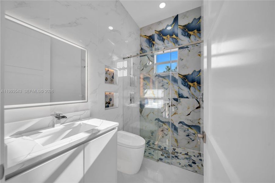 Furnished interior view inside a new home in , Lehigh Acres (Image 15).