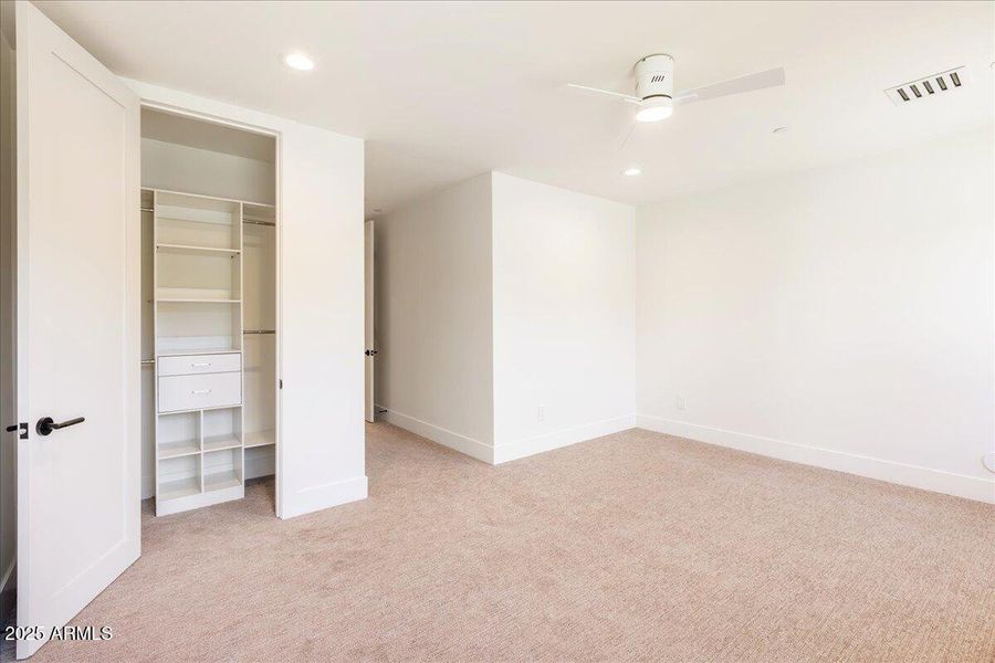 033-IMG_6777 033-IMG_6777