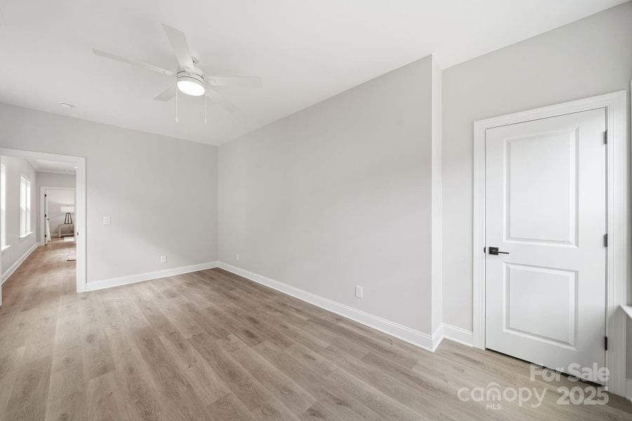 Spacious, unfurnished interior of a new home in , Charlotte (Image 23).