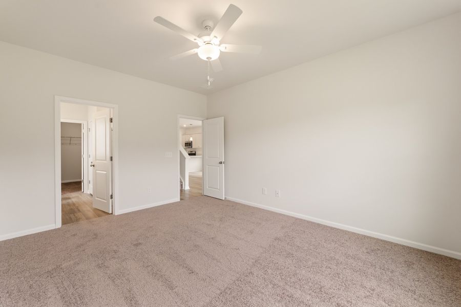 Spacious, unfurnished interior of a new home in Mayfair Village, Spartanburg (Image 18).