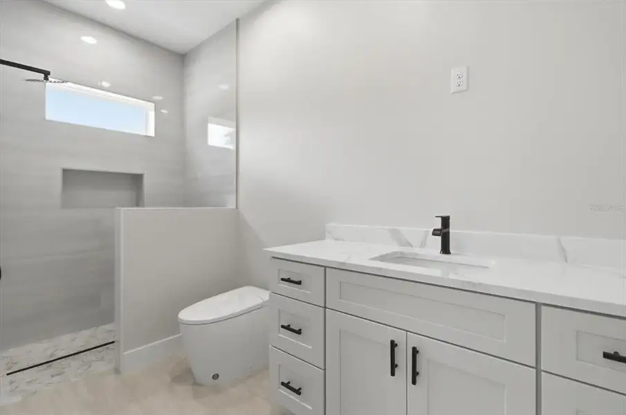 Furnished interior view inside a new home in , Dunnellon (Image 5).
