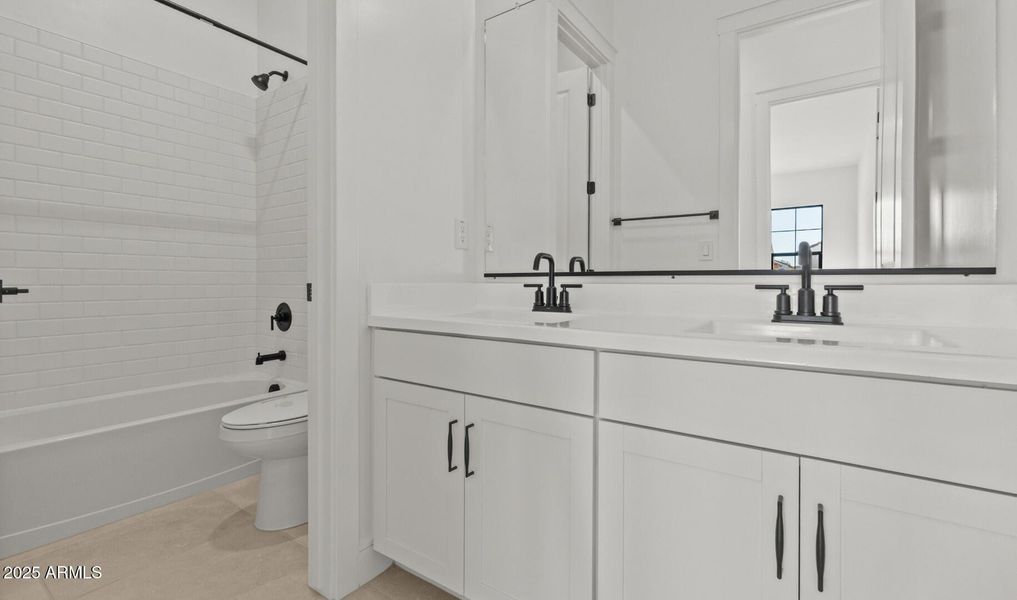 Edgewood Estates Lot #79 Hall Bath (Larg Edgewood Estates Lot #79 Hall Bath (Larg