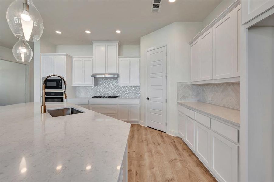 Furnished interior view inside a new home in Treeline, Justin (Image 11).