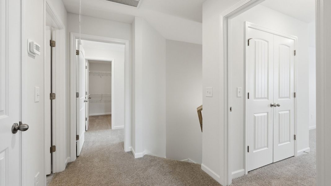 Spacious, unfurnished interior of a new home in Wheatfield, Shelbyville (Image 25). Spacious, unfurnished interior of a new home in Wheatfield, Shelbyville (Image 25).